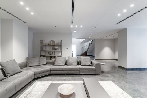 3 bedrooms Apartment in Dubai, UAE No. 220296 14