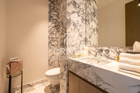 Studio Apartment in Al Satwa, UAE No. 212775 18