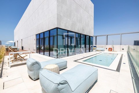 Studio Apartment in Al Satwa, UAE No. 212775 12