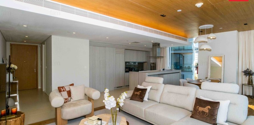 3 bedrooms Apartment in Dubai, UAE No. 203020