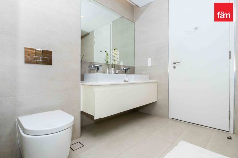 3 bedrooms Apartment in Dubai, UAE No. 203020 19