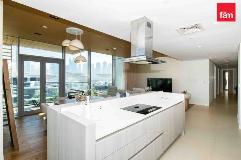 3 bedrooms Apartment in Dubai, UAE No. 203020 6