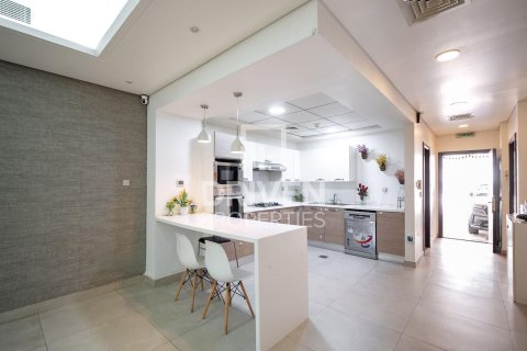 4 غرف نوم فيلا في District 12, الإمارات العربية المتحدة رقم 214647 3