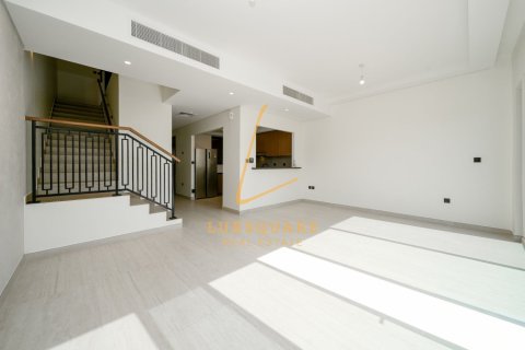 4 غرف نوم فيلا في Damac Lagoons, الإمارات العربية المتحدة رقم 224335 6