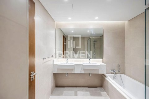 3 bedrooms Apartment in Al Wasl, UAE No. 212397 14