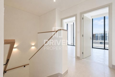 Townhouse de 3 dormitorios en The Valley, UAE No. 215247 11