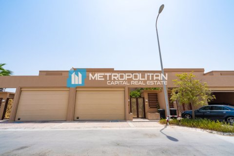 Townhouse de 4 chambres à Khalifa City, UAE No. 145726 16