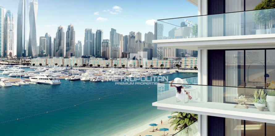 4 bedrooms Apartment in EMAAR Beachfront, UAE No. 62251
