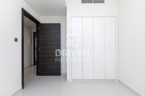 3 bedrooms Townhouse in Dubai, UAE No. 212181 9