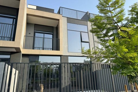 Villa de 3 dormitorios en Al Wasl, UAE No. 213607 12
