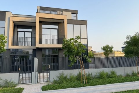 Villa de 3 dormitorios en Al Wasl, UAE No. 213607 11