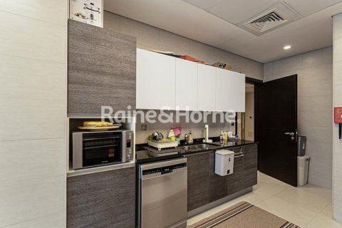 3 bedrooms Apartment in Downtown Dubai (Downtown Burj Dubai), UAE No. 156288 11
