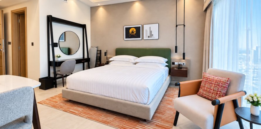 Studio Apartment in Jumeirah Lake Towers, UAE No. 213029