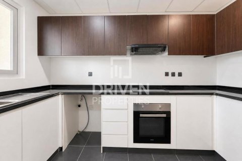 Townhouse de 2 dormitorios en Dubai, UAE No. 214857 10