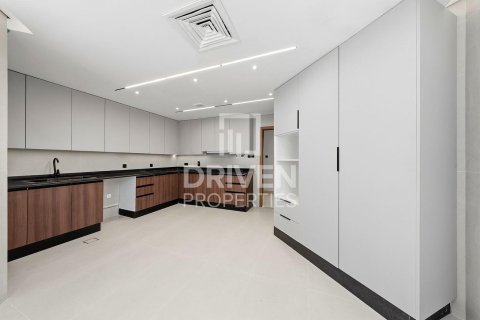 4 bedrooms Villa in Jumeirah 3, UAE No. 212440 8