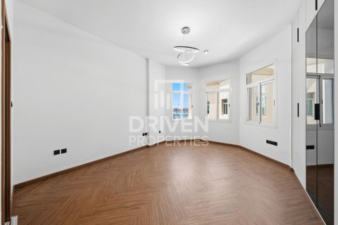 4 bedrooms Villa in Jumeirah 3, UAE No. 212440 13