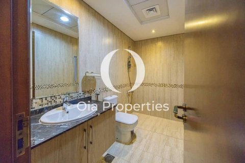 Villa de 3 dormitorios en Abu Dhabi, UAE No. 115078 4