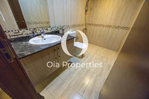 Villa de 3 dormitorios en Abu Dhabi, UAE No. 115078 3