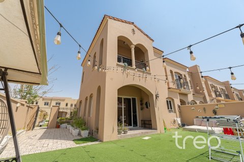 3 bedrooms Townhouse in Bella Casa, UAE No. 220886 11