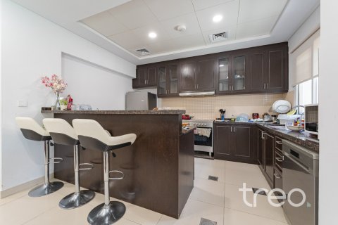 3 bedrooms Townhouse in Bella Casa, UAE No. 220886 5