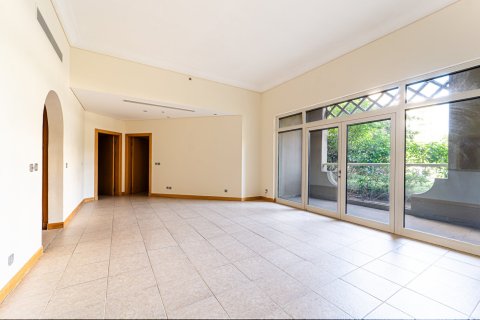 Apartment de 2 dormitorios en Palm Jumeirah, UAE No. 203556 9