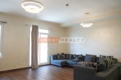 Apartment de 2 dormitorios en Motor City, UAE No. 220380 6