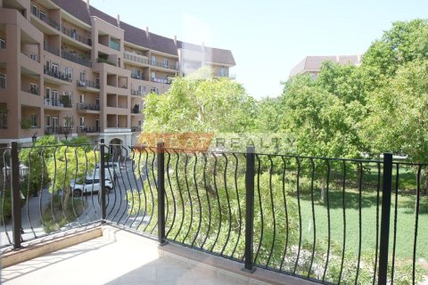Apartment de 2 dormitorios en Motor City, UAE No. 220380 15