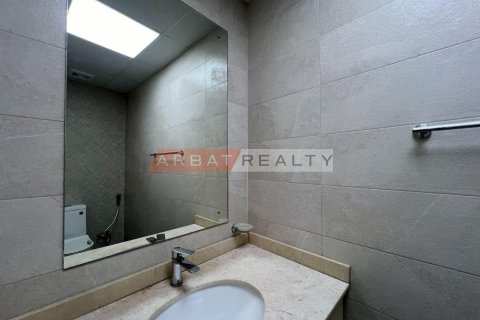 Apartment de 2 dormitorios en Motor City, UAE No. 220380 21