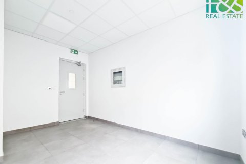 Warehouse de 400m² à RAK FTZ, UAE No. 24426 10