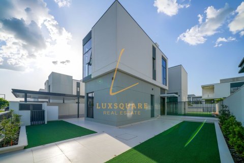 Villa de 4 dormitorios en Murooj Al Furjan, UAE No. 224315 4