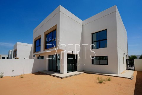 Villa de 3 dormitorios en  Yas Acres, UAE No. 224221