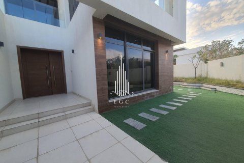 5 bedrooms Apartment on the Yas Island, UAE No. 36740 4