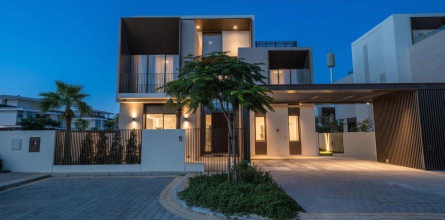 5 bedrooms Villa in Dubai Hills Estate, UAE No. 215937