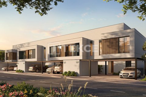 4 bedrooms Villa in Abu Dhabi, UAE No. 167439 3