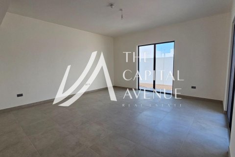 4 bedrooms Villa on the Yas Island, UAE No. 213157 3