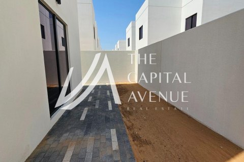 4 bedrooms Villa on the Yas Island, UAE No. 213157 16