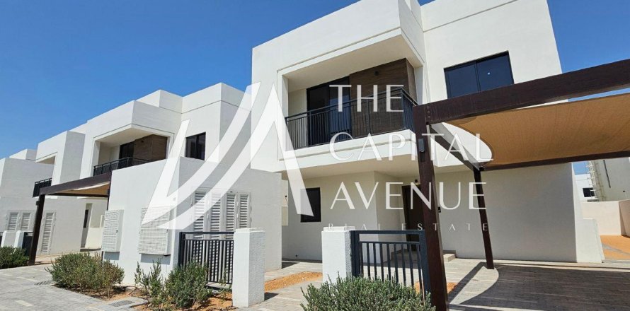 4 bedrooms Villa on the Yas Island, UAE No. 213157
