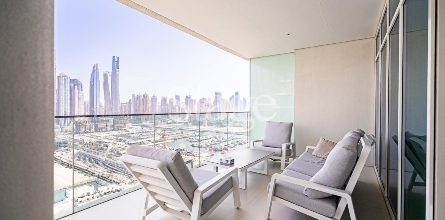 3 bedrooms Apartment in EMAAR Beachfront, UAE No. 131100