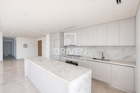 4 bedrooms Apartment in EMAAR Beachfront, UAE No. 204797 10