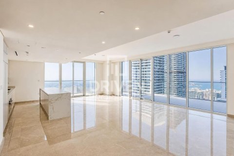 4 bedrooms Apartment in EMAAR Beachfront, UAE No. 204797 4
