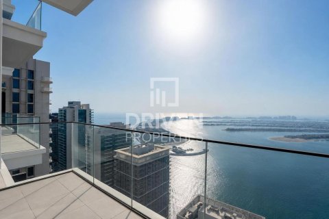 4 bedrooms Apartment in EMAAR Beachfront, UAE No. 204797 3