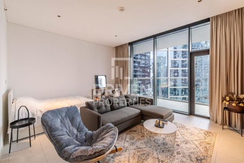 Studio Apartment in Marquise Square Tower, UAE No. 211812 3