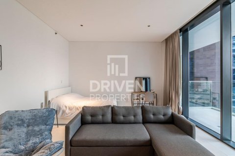 Studio Apartment in Marquise Square Tower, UAE No. 211812 4
