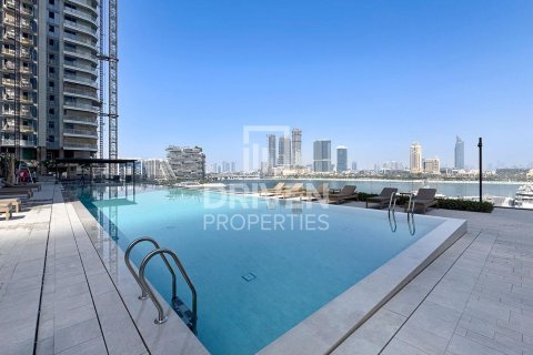 Apartment de 2 dormitorios en EMAAR Beachfront, UAE No. 221506 17