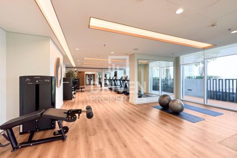 Apartment de 2 dormitorios en EMAAR Beachfront, UAE No. 221506 18