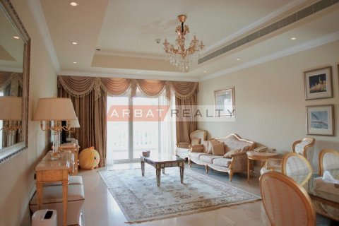 2 bedrooms Apartment in The Crescent, UAE No. 213940