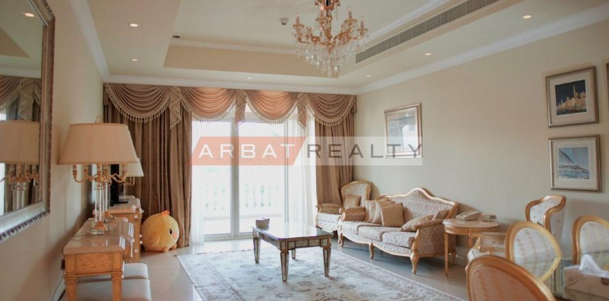 2 bedrooms Apartment in The Crescent, UAE No. 213940