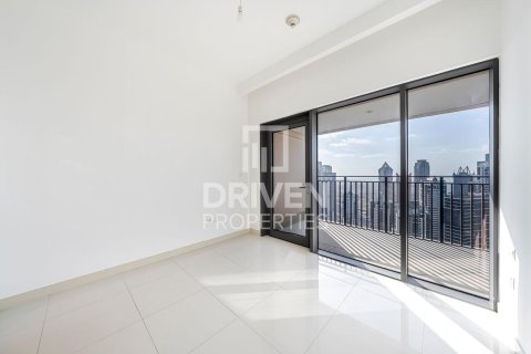2 bedrooms Apartment in BLVD Crescent, UAE No. 212601 8