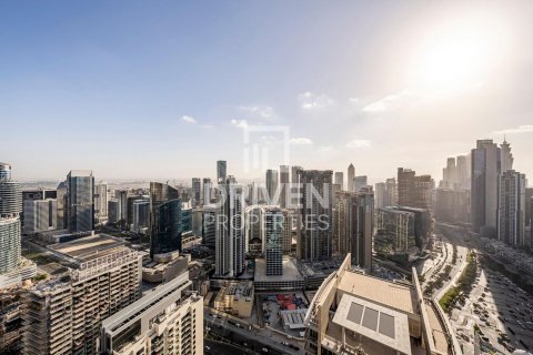 2 bedrooms Apartment in BLVD Crescent, UAE No. 212601 17