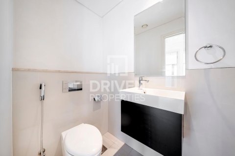 2 bedrooms Apartment in BLVD Crescent, UAE No. 212601 13